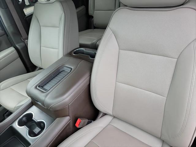 2023 GMC Yukon XL 2WD SLT
