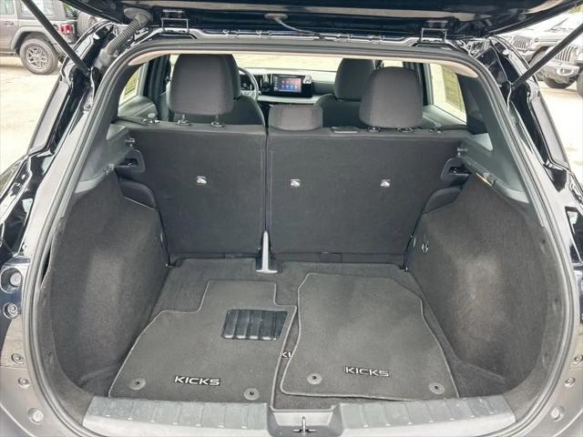 2025 Nissan Kicks S FWD