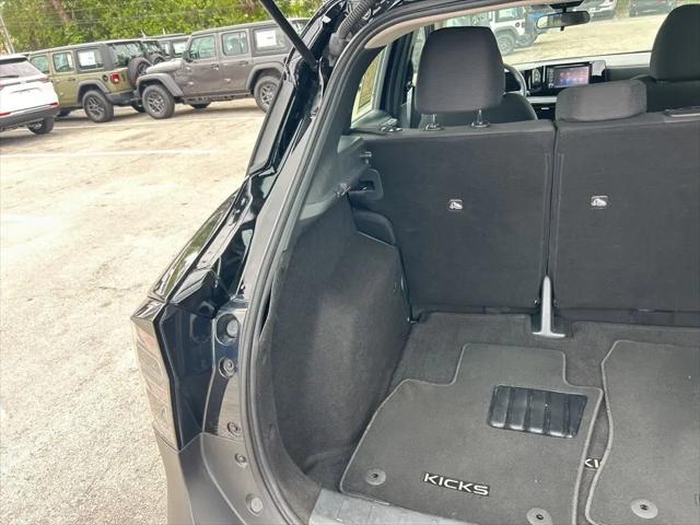 2025 Nissan Kicks S FWD
