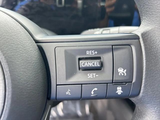 2025 Nissan Kicks S FWD