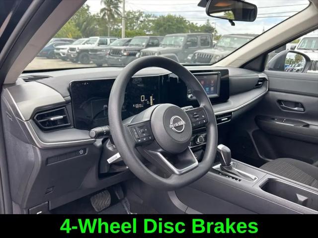 2025 Nissan Kicks S FWD