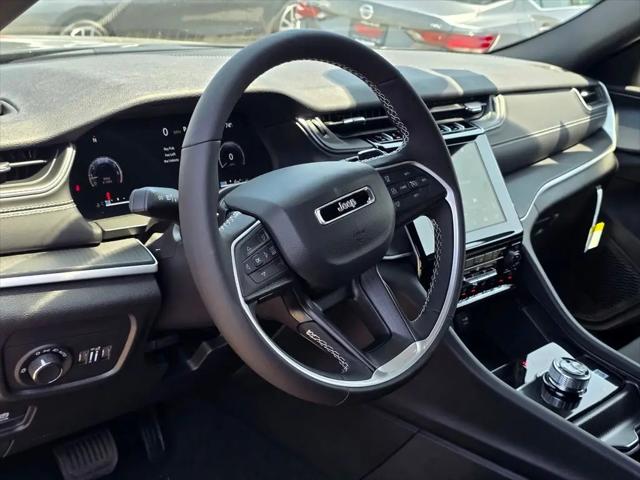 2026 Jeep Grand Cherokee L Altitude 4x4