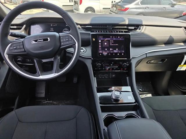 2026 Jeep Grand Cherokee L Altitude 4x4