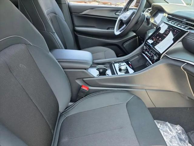 2026 Jeep Grand Cherokee L Altitude 4x4