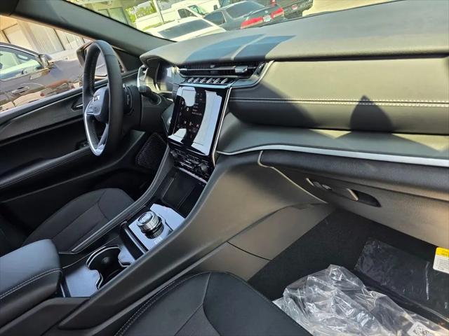 2026 Jeep Grand Cherokee L Altitude 4x4