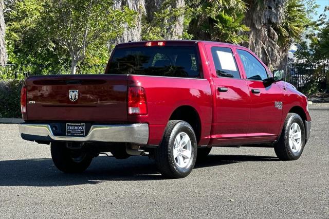 2022 Ram 1500 Classic SLT Crew Cab 4x2 5'7" Box