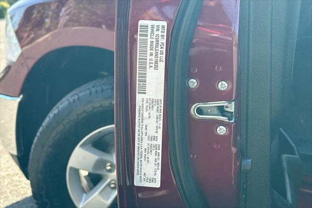 2022 Ram 1500 Classic SLT Crew Cab 4x2 5'7" Box