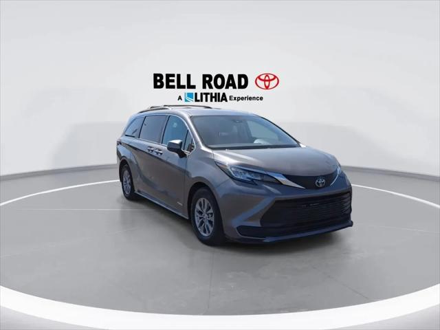2021 Toyota Sienna LE