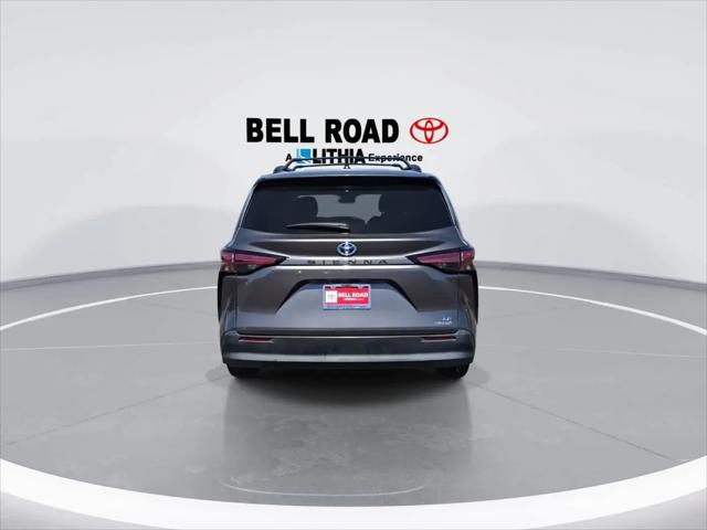 2021 Toyota Sienna LE