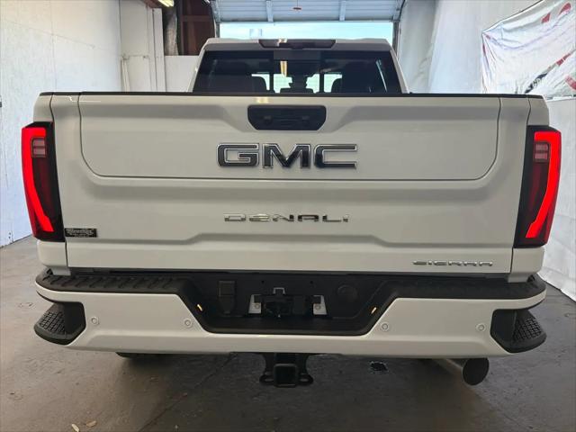 2026 GMC Sierra 2500HD Crew Cab, Standard Bed, Denali Ultimate, 4WD