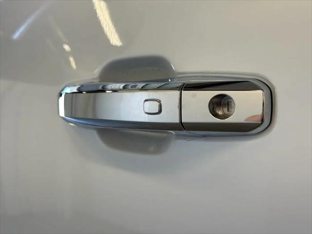 2026 GMC Sierra 2500HD Crew Cab, Standard Bed, Denali Ultimate, 4WD