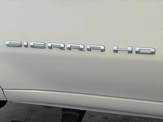 2026 GMC Sierra 2500HD Crew Cab, Standard Bed, Pro, 4WD