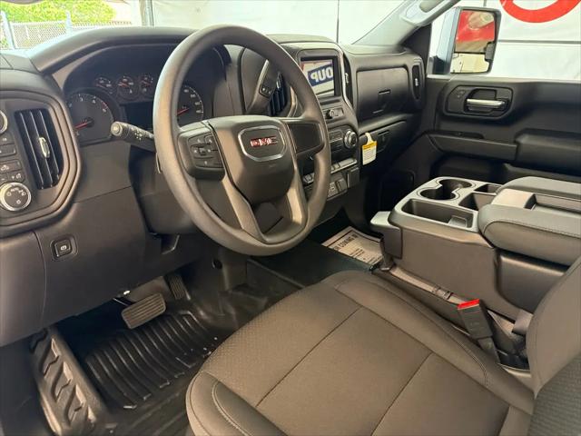2026 GMC Sierra 2500HD Crew Cab, Standard Bed, Pro, 4WD