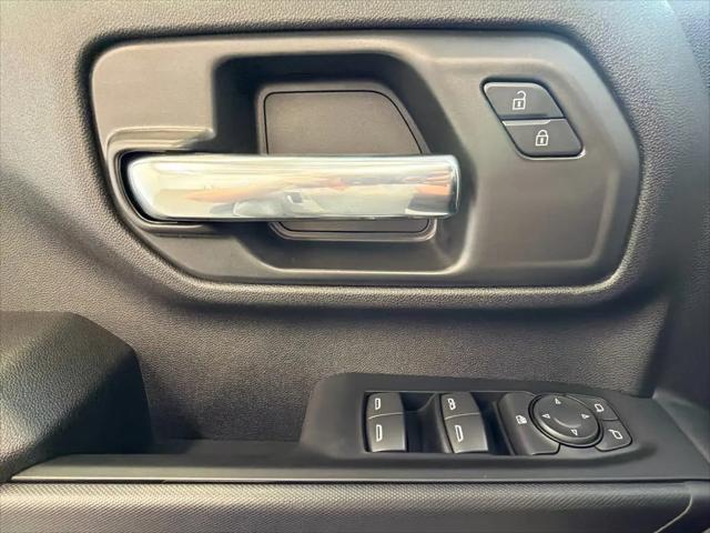 2026 GMC Sierra 2500HD Crew Cab, Standard Bed, Pro, 4WD