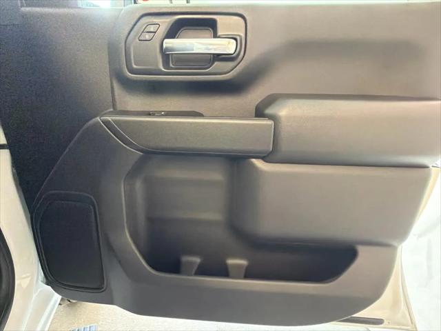 2026 GMC Sierra 2500HD Crew Cab, Standard Bed, Pro, 4WD