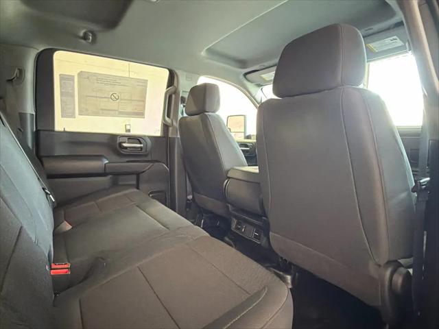2026 GMC Sierra 2500HD Crew Cab, Standard Bed, Pro, 4WD