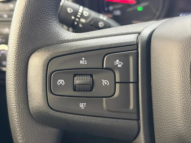 2026 GMC Sierra 2500HD Crew Cab, Standard Bed, Pro, 4WD