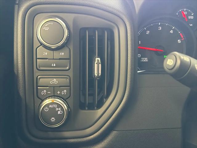 2026 GMC Sierra 2500HD Crew Cab, Standard Bed, Pro, 4WD