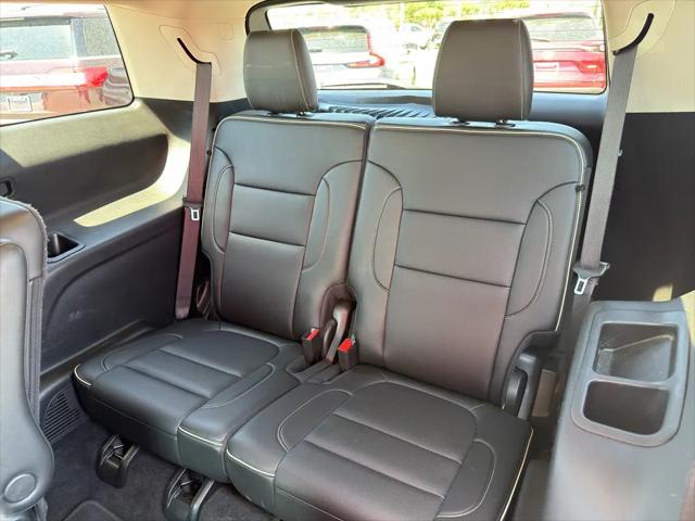 2021 GMC Acadia FWD Denali