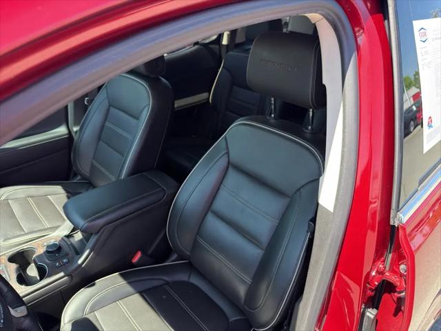 2021 GMC Acadia FWD Denali