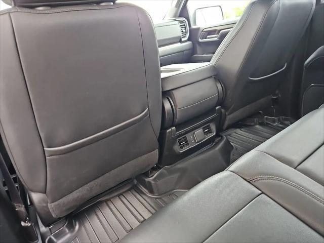 2024 GMC Sierra 1500 4WD Crew Cab Short Box SLT