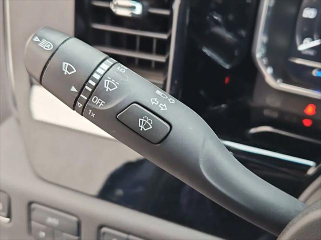 2024 GMC Sierra 1500 4WD Crew Cab Short Box SLT