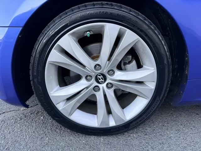2012 Hyundai Genesis Coupe 2.0T Premium