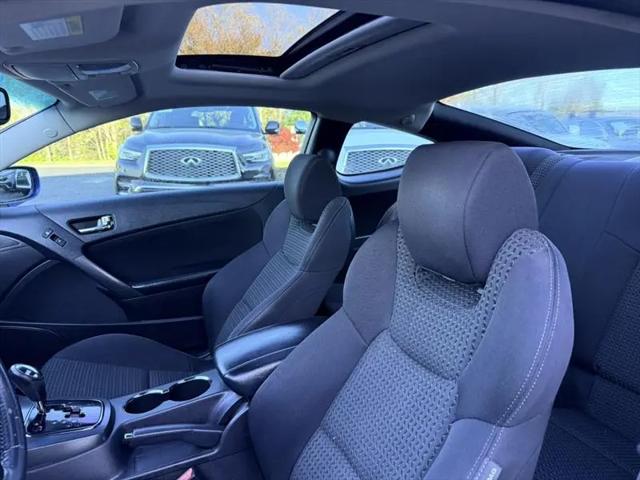 2012 Hyundai Genesis Coupe 2.0T Premium