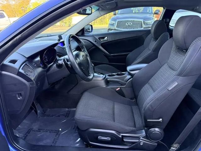 2012 Hyundai Genesis Coupe 2.0T Premium