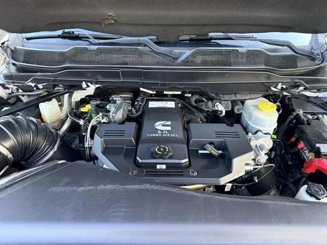 2019 Ram 2500 Tradesman Crew Cab 4x4 8' Box