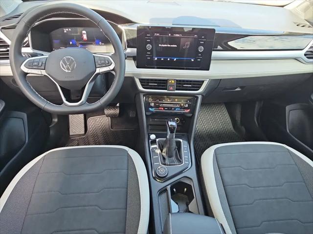 2026 Volkswagen Taos SE