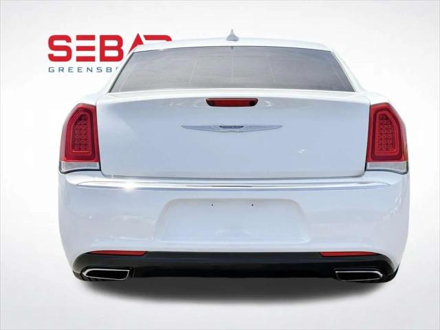 2015 Chrysler 300 C