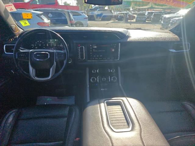2022 GMC Yukon XL 4WD Denali