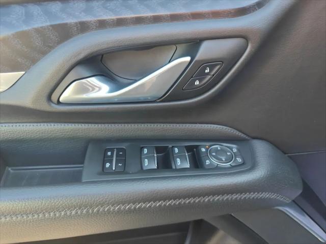 2022 GMC Yukon XL 4WD Denali