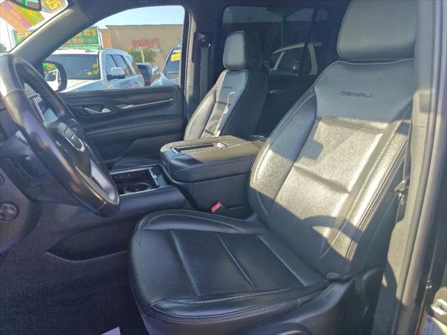 2022 GMC Yukon XL 4WD Denali