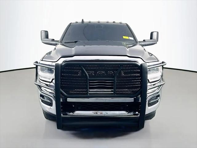 2020 Ram 3500 Laramie Crew Cab 4x4 8' Box