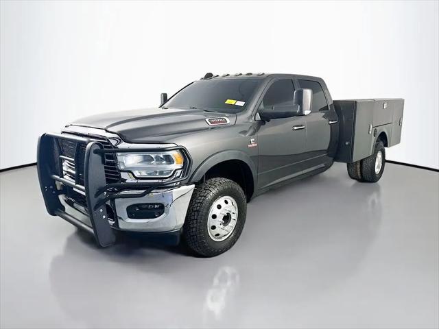 2020 Ram 3500 Laramie Crew Cab 4x4 8' Box