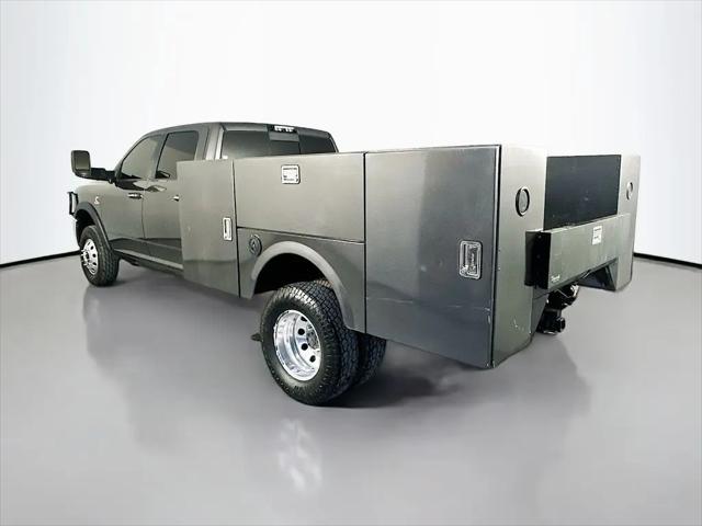 2020 Ram 3500 Laramie Crew Cab 4x4 8' Box