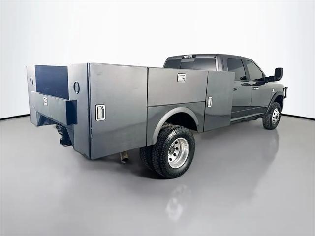 2020 Ram 3500 Laramie Crew Cab 4x4 8' Box