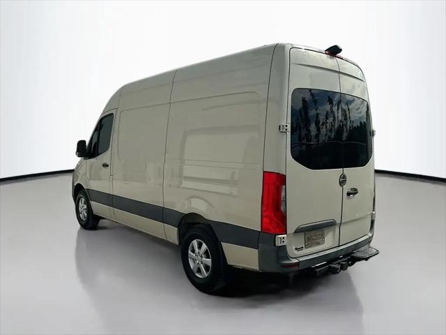2019 Freightliner Sprinter Standard Roof V6