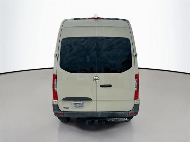 2019 Freightliner Sprinter Standard Roof V6