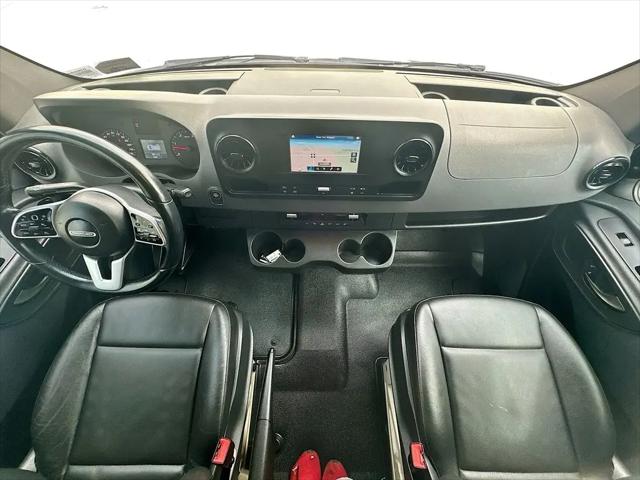 2019 Freightliner Sprinter Standard Roof V6