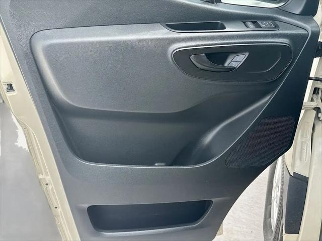 2019 Freightliner Sprinter Standard Roof V6