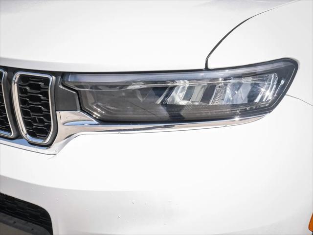 2023 Jeep Grand Cherokee L Laredo 4x4