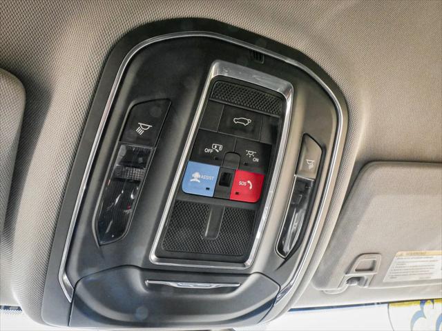 2023 Jeep Grand Cherokee L Laredo 4x4