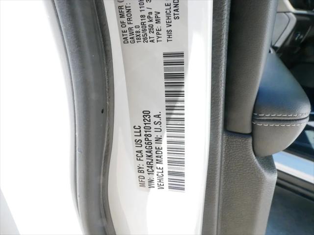 2023 Jeep Grand Cherokee L Laredo 4x4