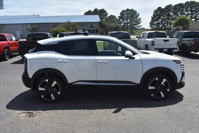 2025 Nissan Kicks SR FWD