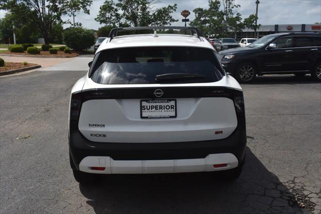 2025 Nissan Kicks SR FWD