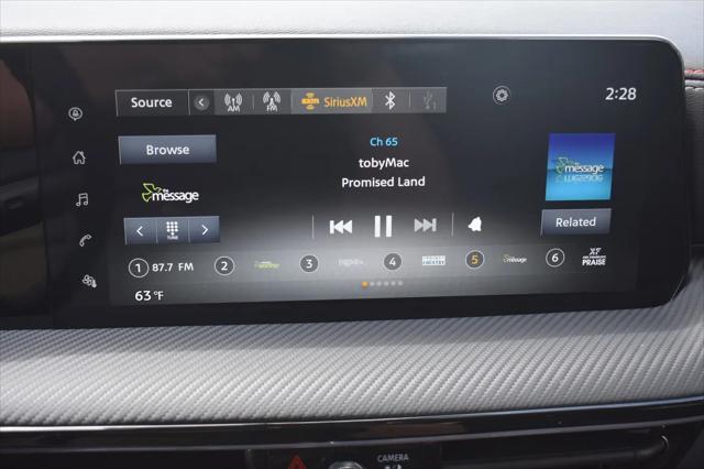 2025 Nissan Kicks SR FWD