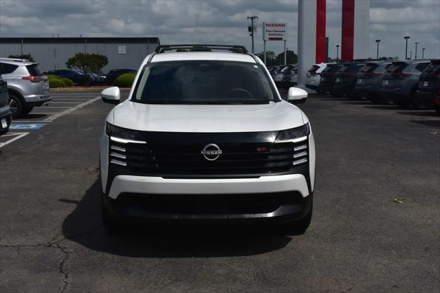 2025 Nissan Kicks SR FWD
